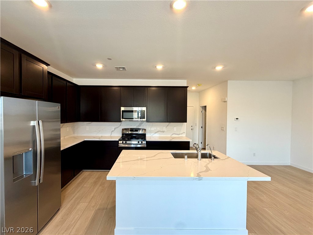 1502 Eva Crossing Place Property Photo 9