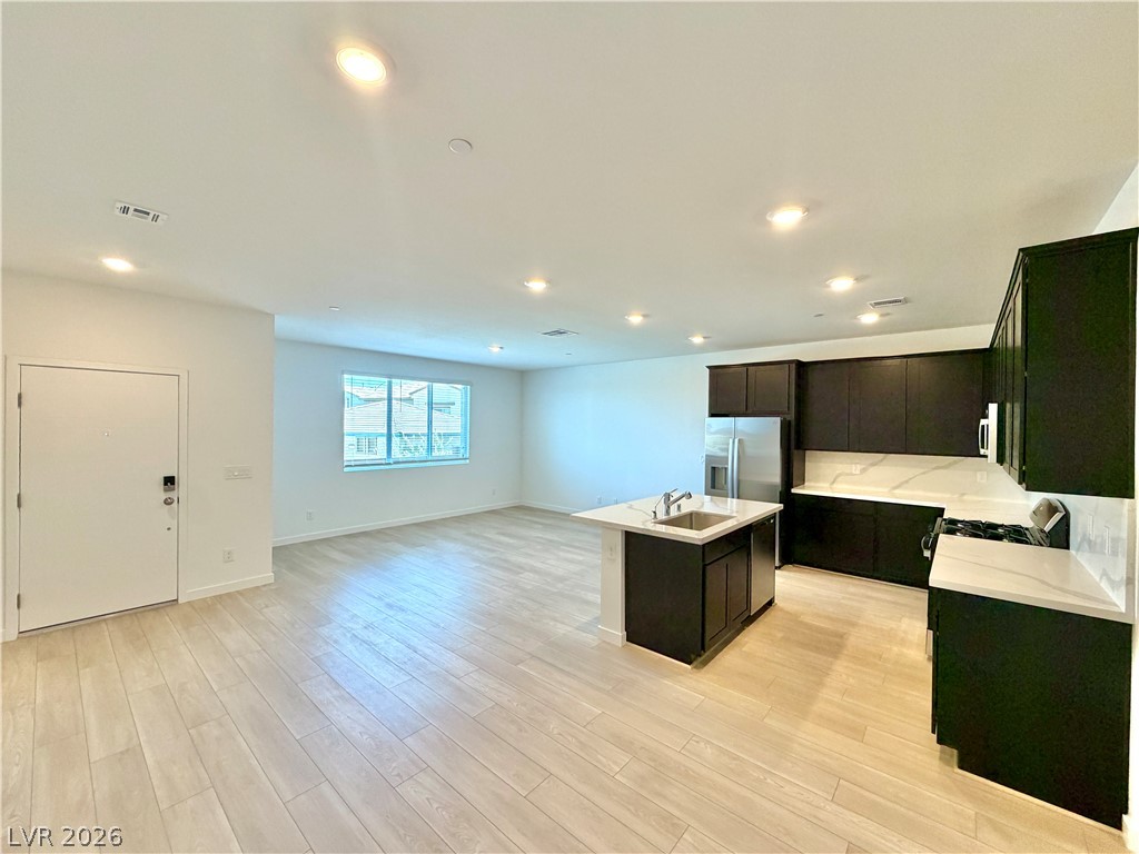 1502 Eva Crossing Place Property Photo 10