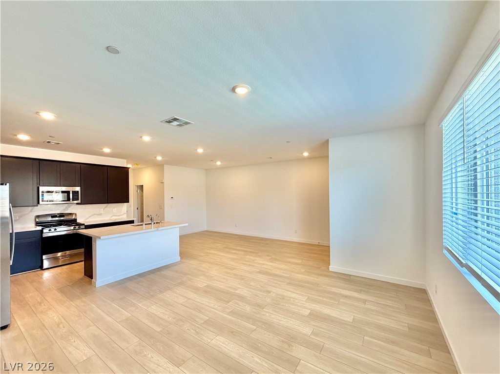 1502 Eva Crossing Place Property Photo 12