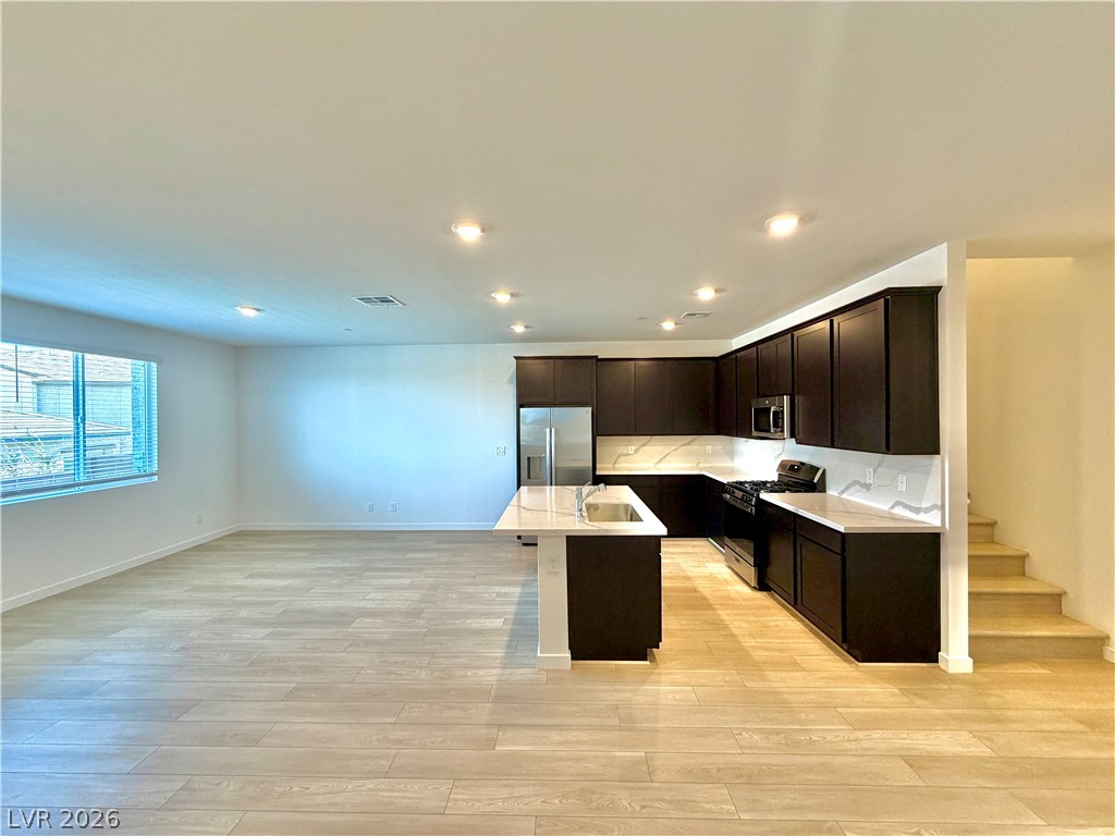 1502 Eva Crossing Place Property Photo 16