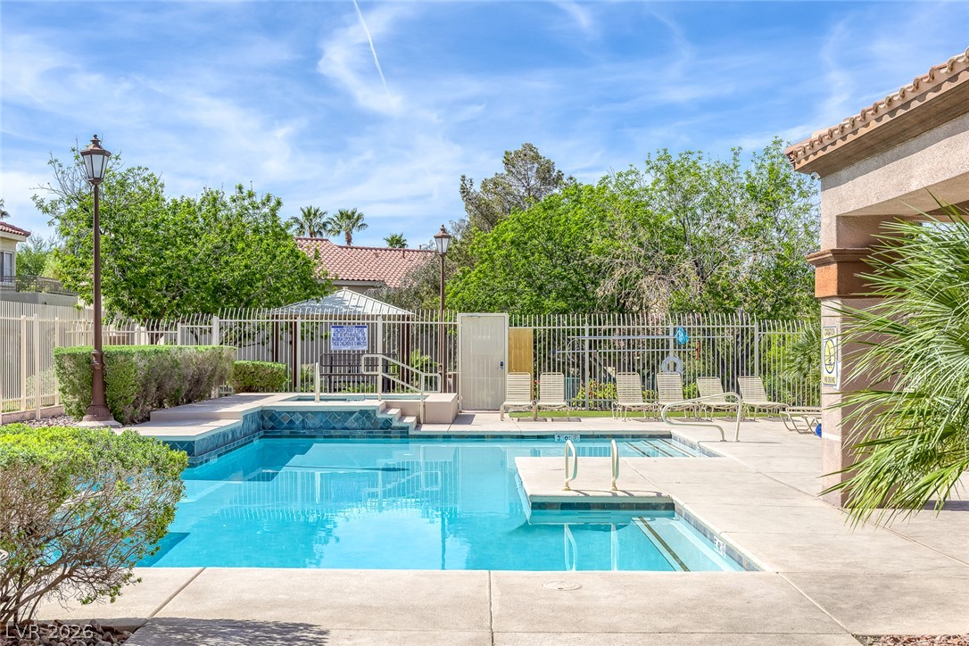 1795 Lily Pond Circle Property Photo 2