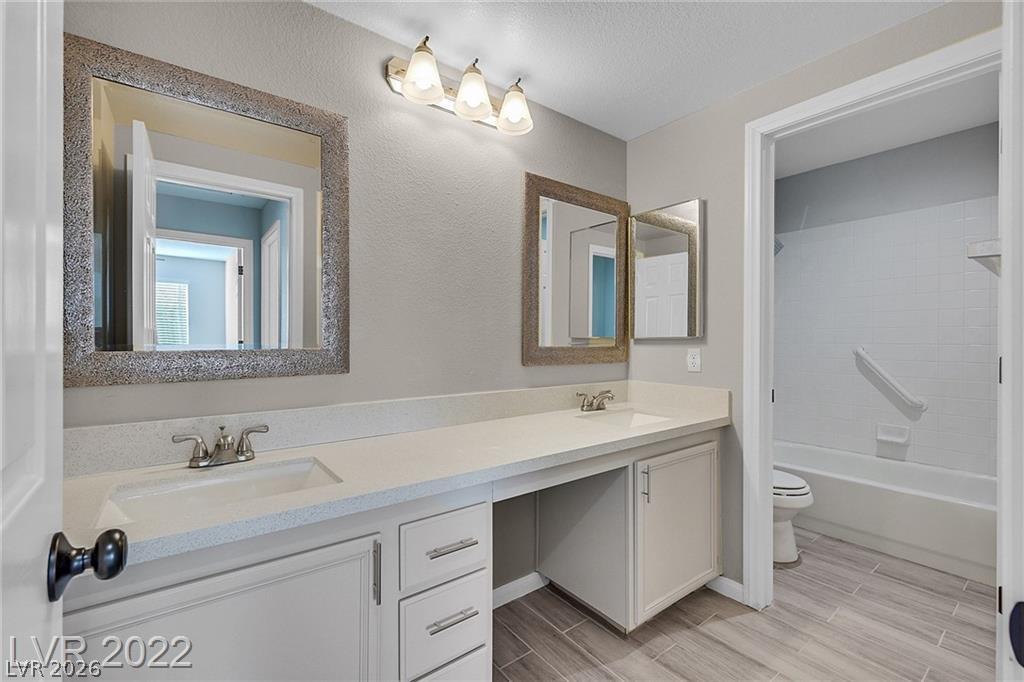 1795 Lily Pond Circle Property Photo 13
