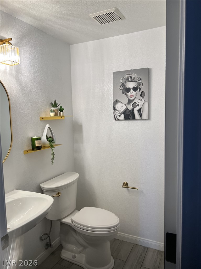 1795 Lily Pond Circle Property Photo 18