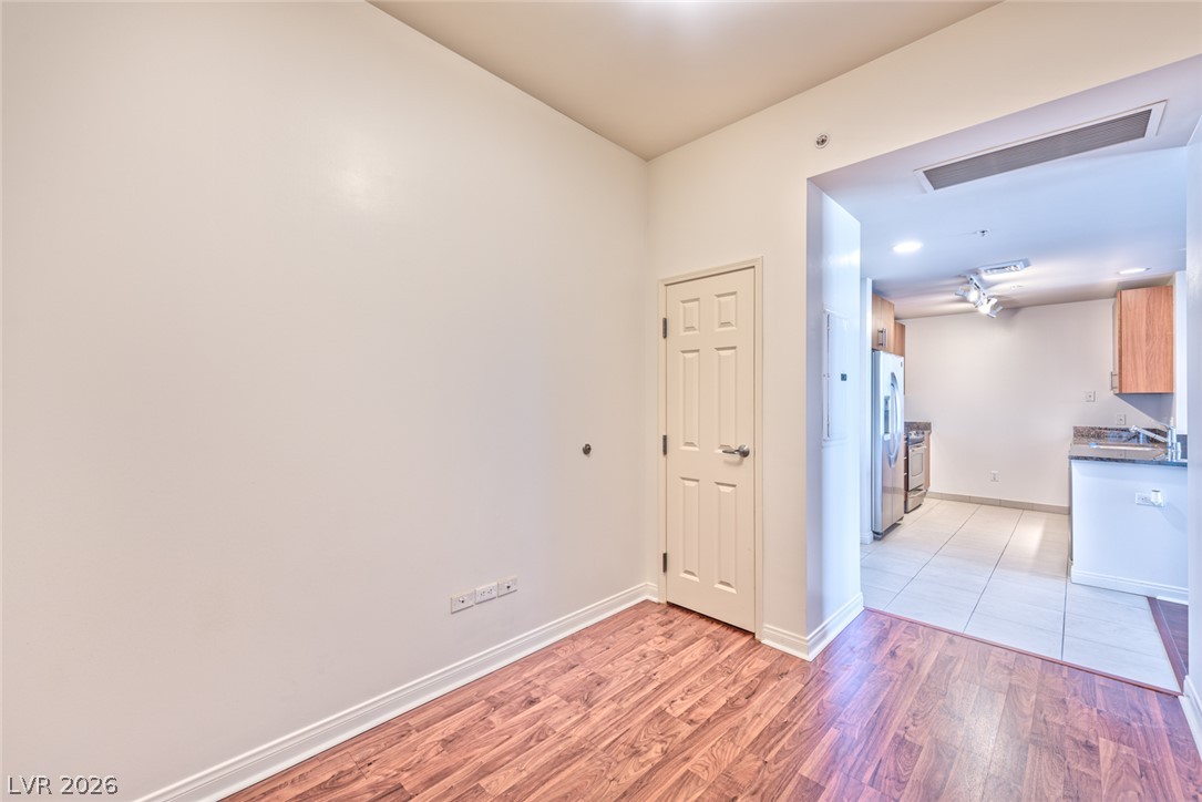 200 Sahara Avenue 2507 Property Photo 7