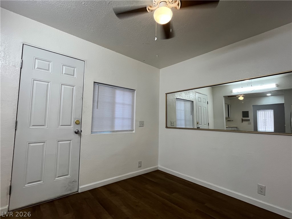 3974 Palos Verdes Street Property Photo 7