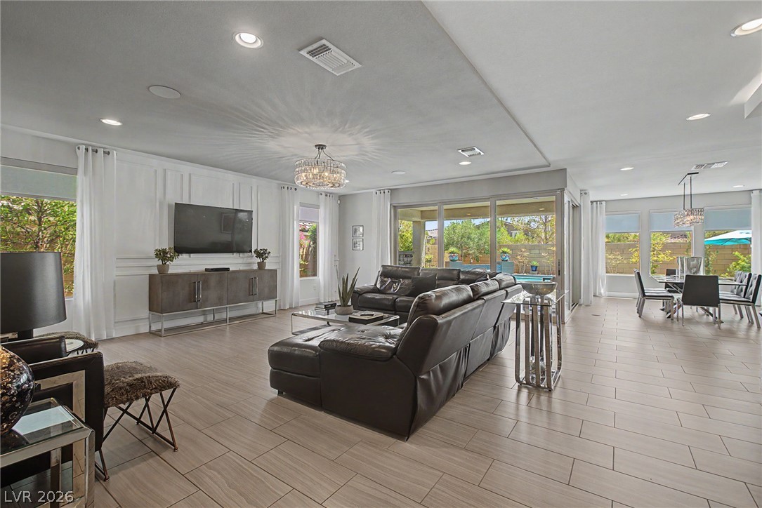 10433 Skye Paseo Avenue Property Photo 22