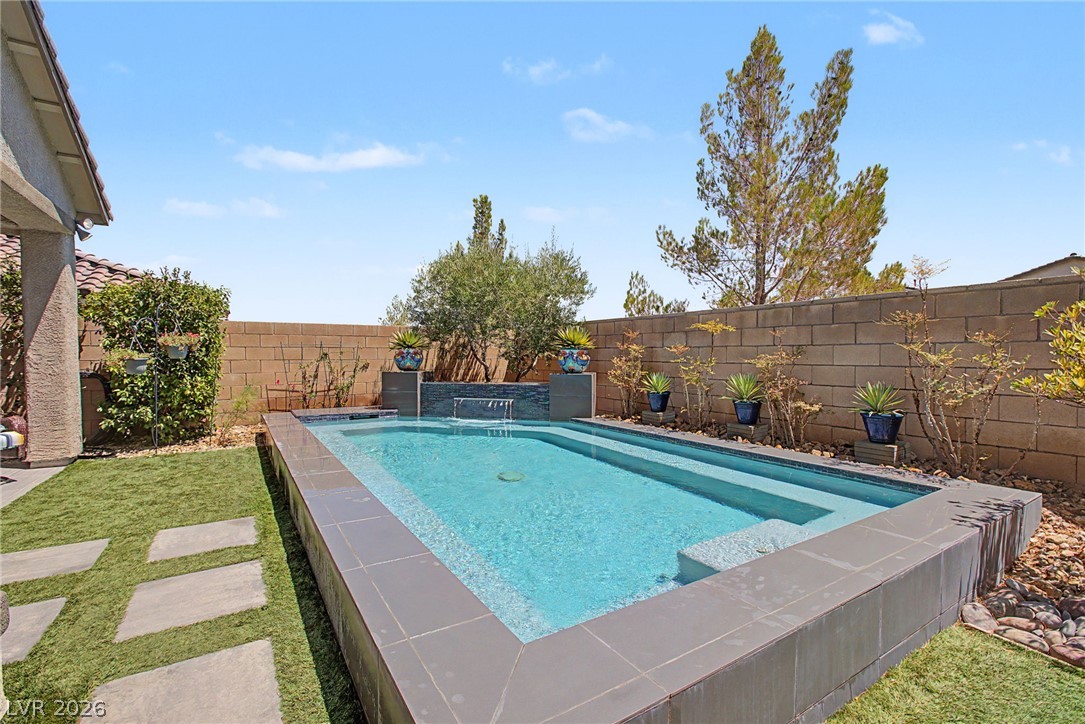 10433 Skye Paseo Avenue Property Photo 46