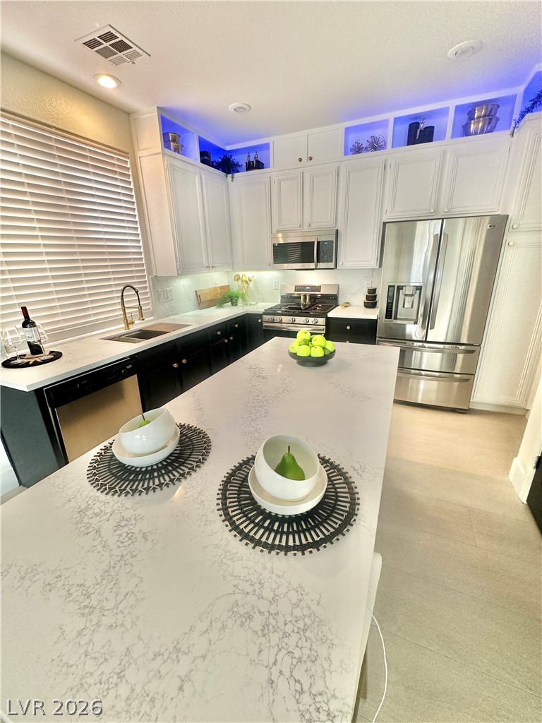 10637 Turquoise Valley Drive Property Photo 9