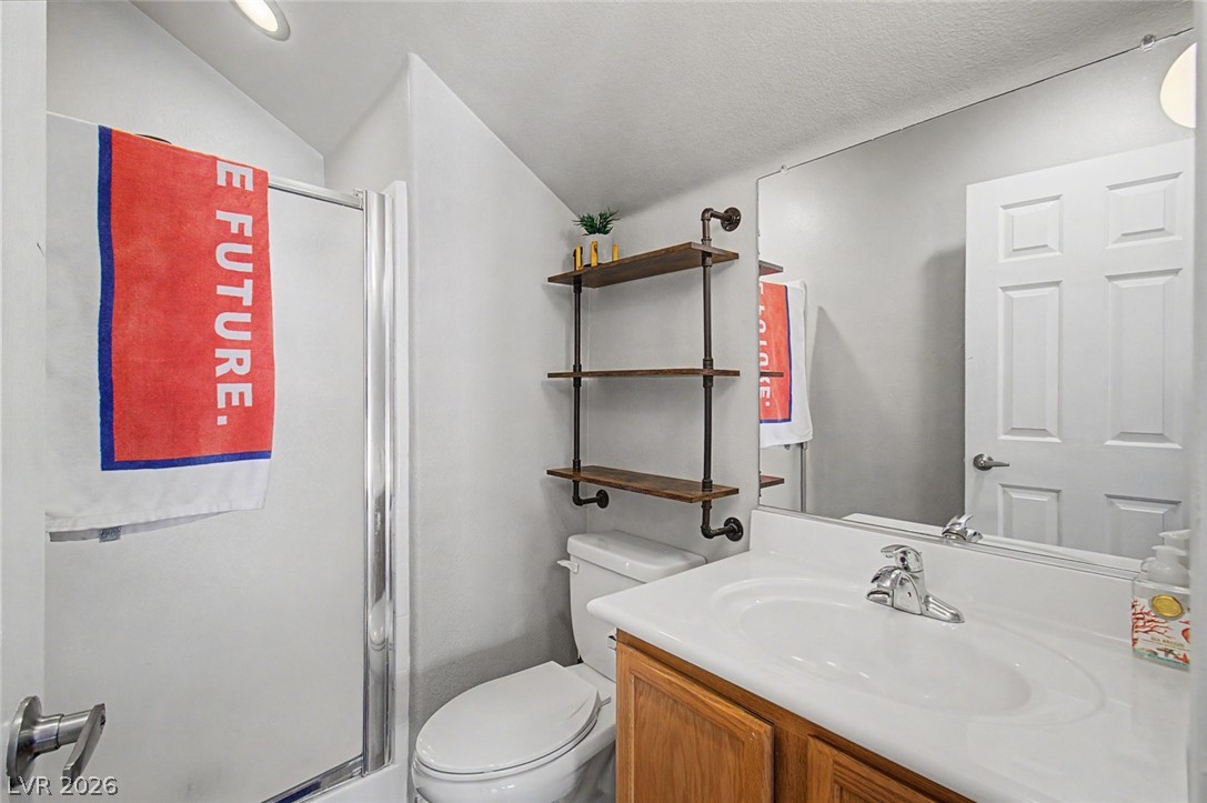 2424 Taragato Avenue Property Photo 14