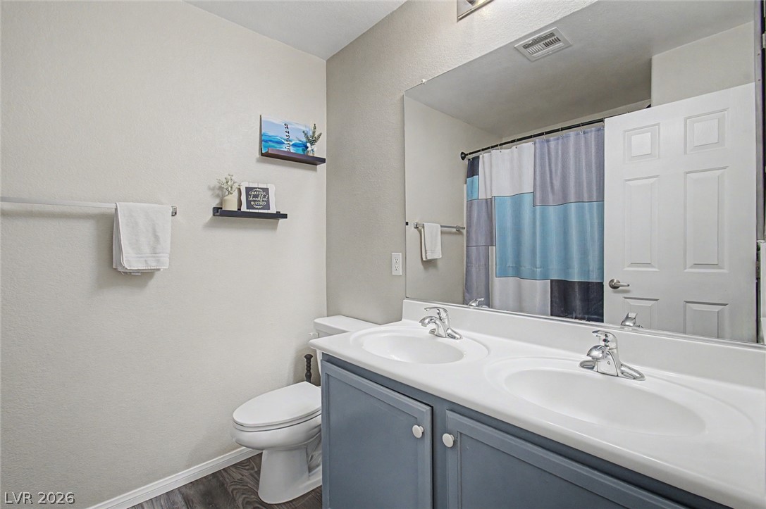 2424 Taragato Avenue Property Photo 16