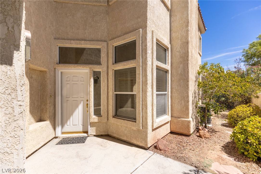 9232 Pitching Wedge Drive Property Photo 4