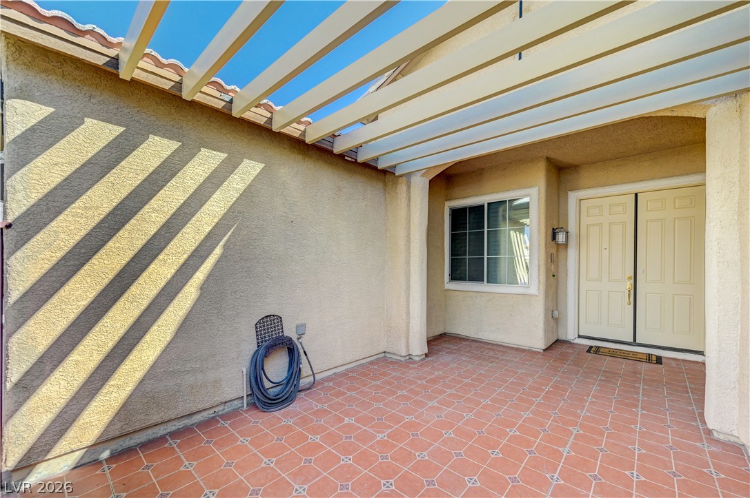 6641 Black Oaks Street Property Photo 2
