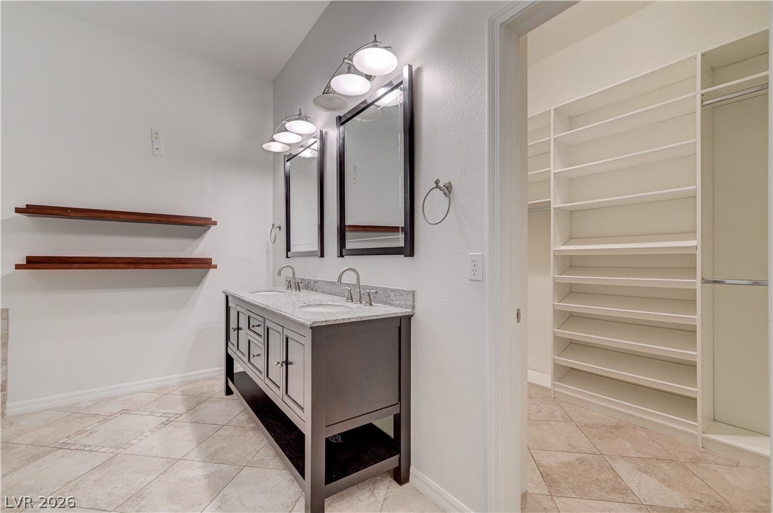 6641 Black Oaks Street Property Photo 21