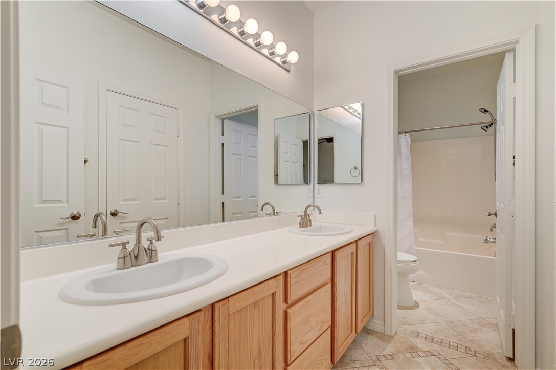 6641 Black Oaks Street Property Photo 28