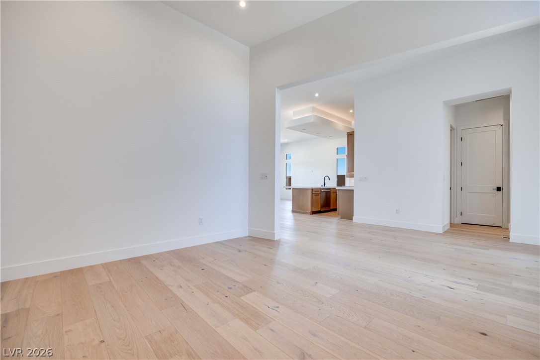 219 Sailing Sunset Way Property Photo 4
