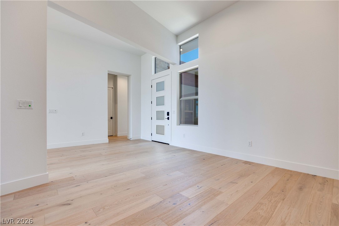219 Sailing Sunset Way Property Photo 5