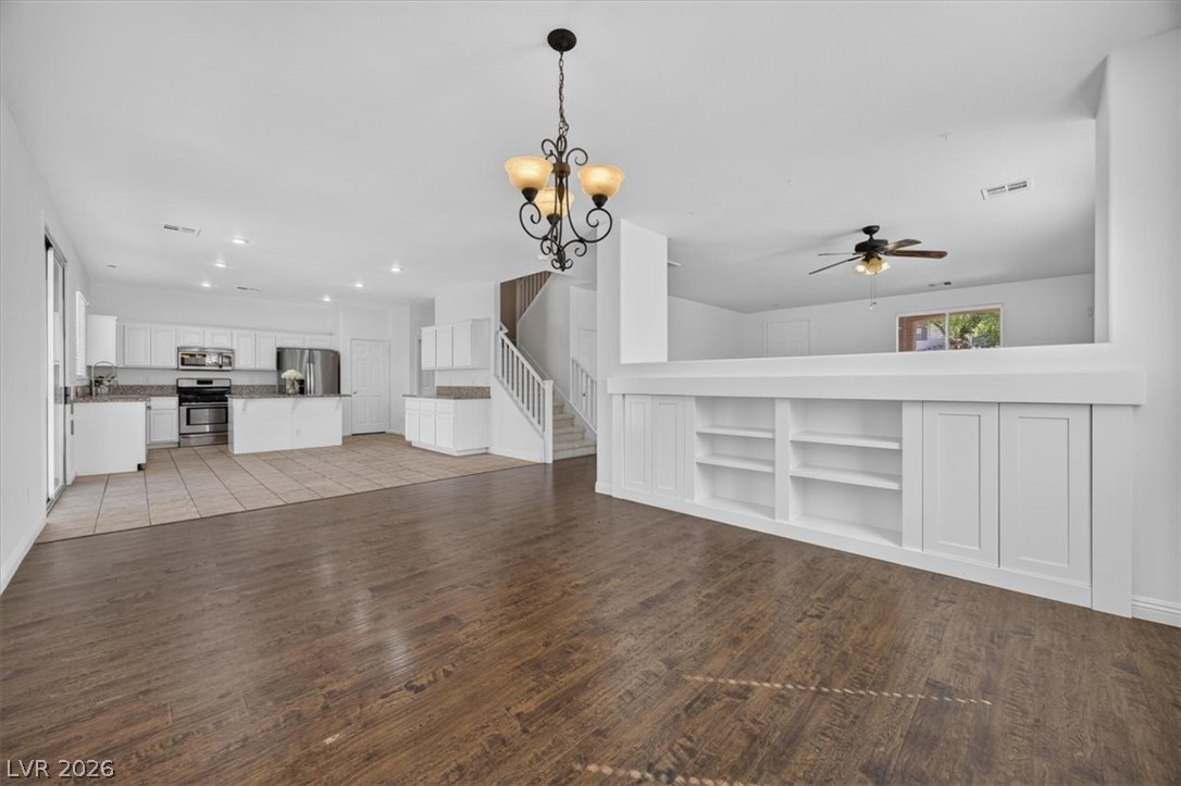 3799 Honey Ridge Court Property Photo 9