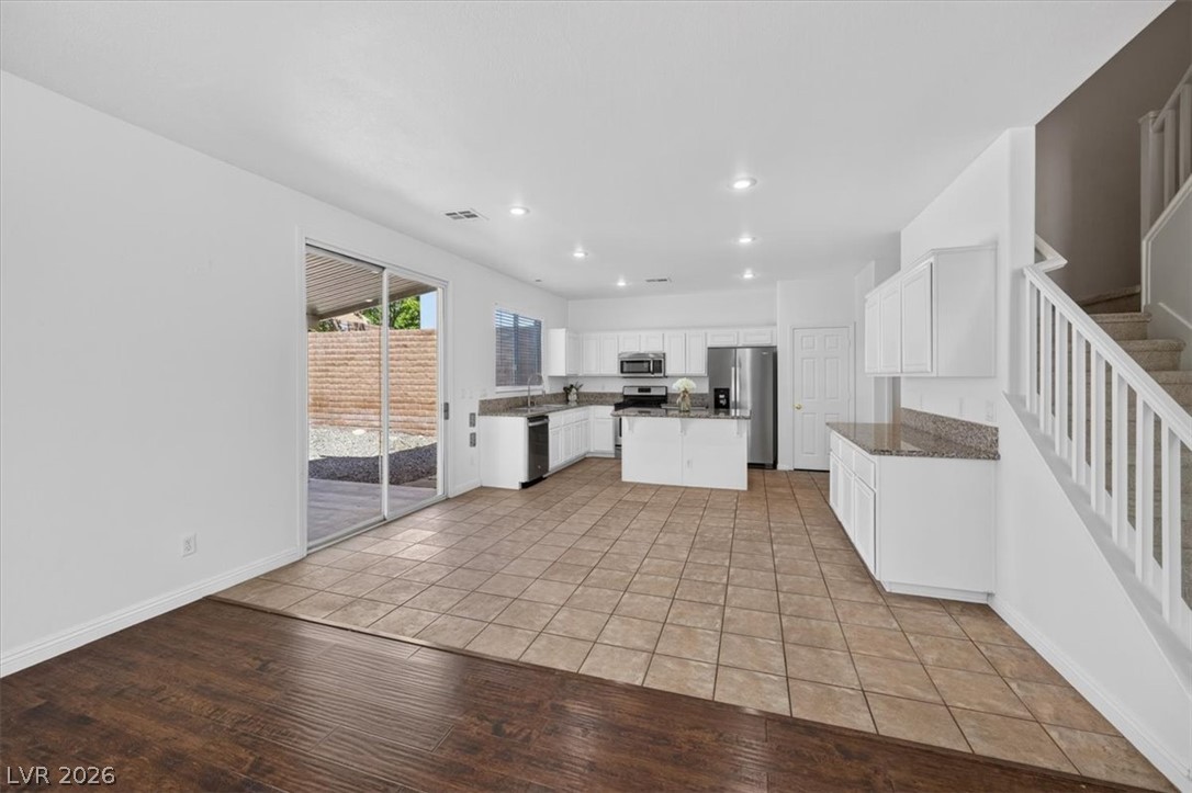 3799 Honey Ridge Court Property Photo 14