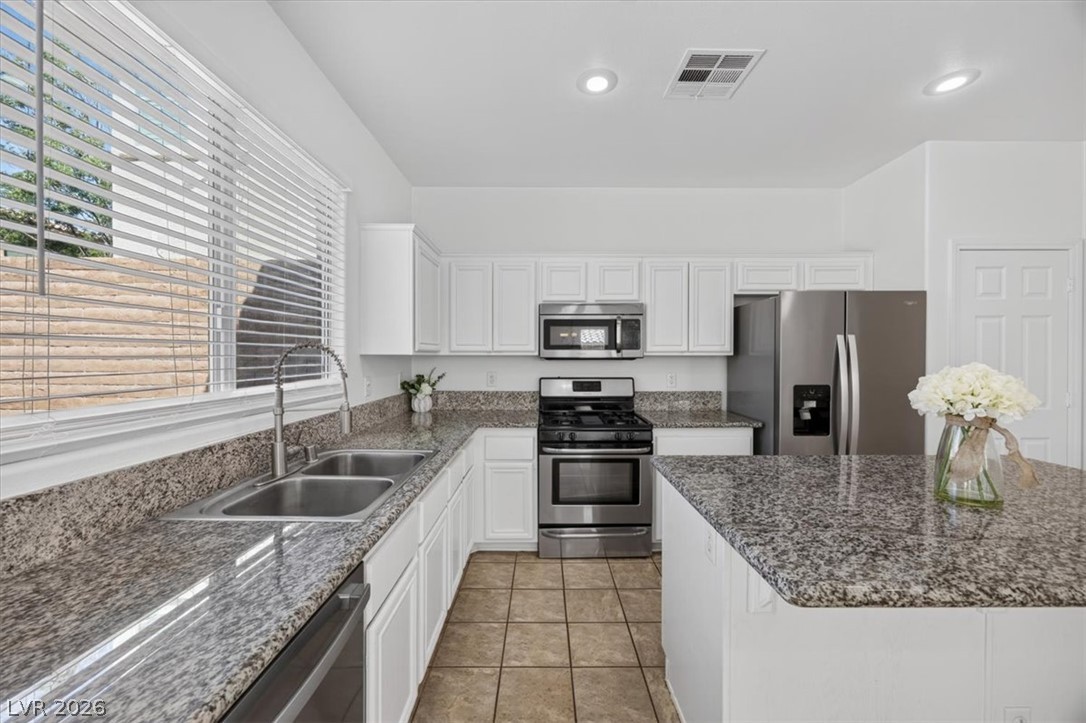 3799 Honey Ridge Court Property Photo 20