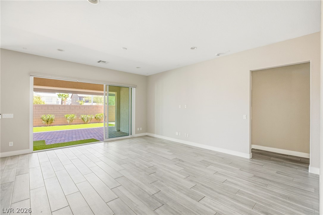10086 Goff Grove Court Property Photo 10