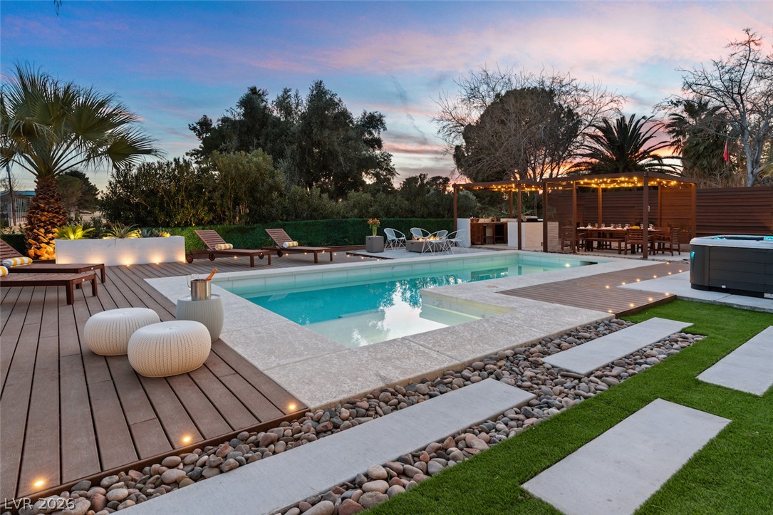 2804319 Property Photo 5