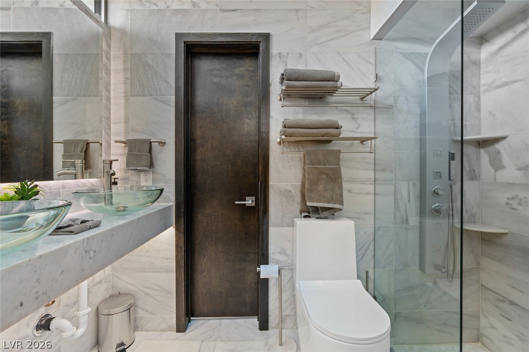 2804319 Property Photo 56