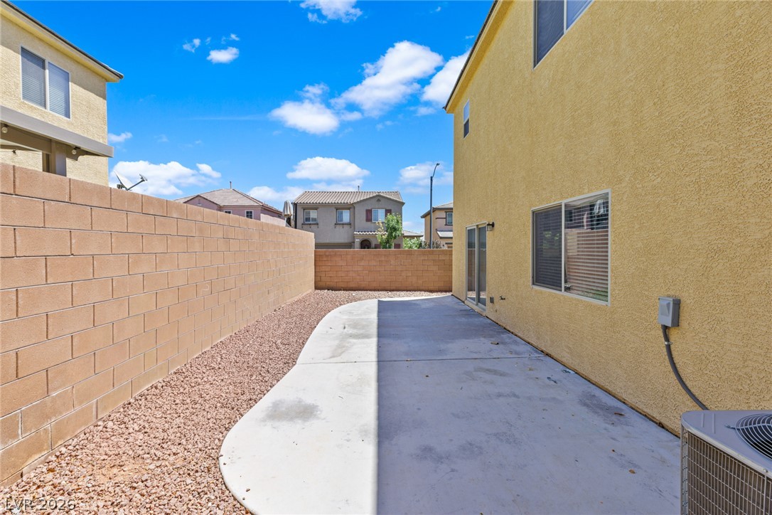 10600 Capitol Peak Avenue Property Photo 28