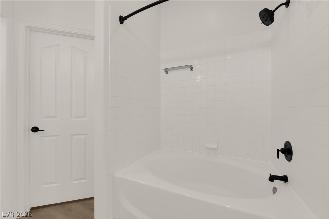 1529 Tillman Falls Avenue Property Photo 29