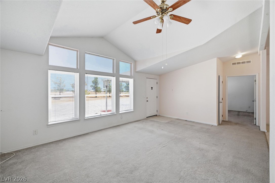 4300 Emma Street Property Photo 8
