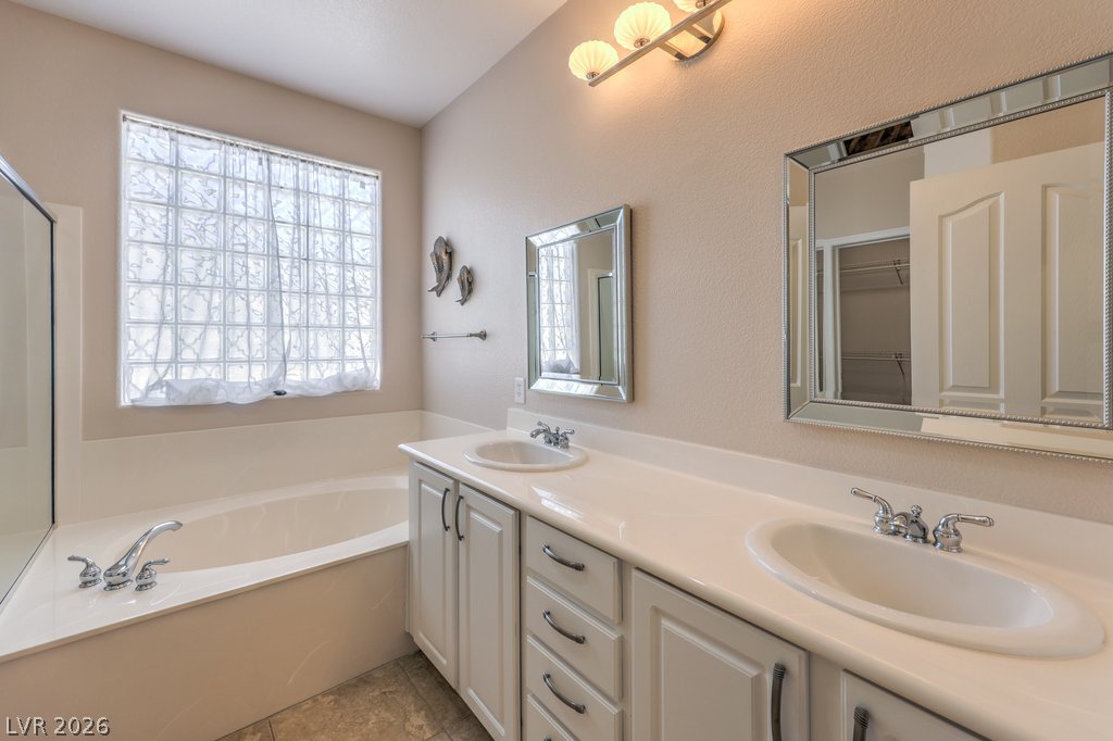 2318 Black River Falls Drive Property Photo 22