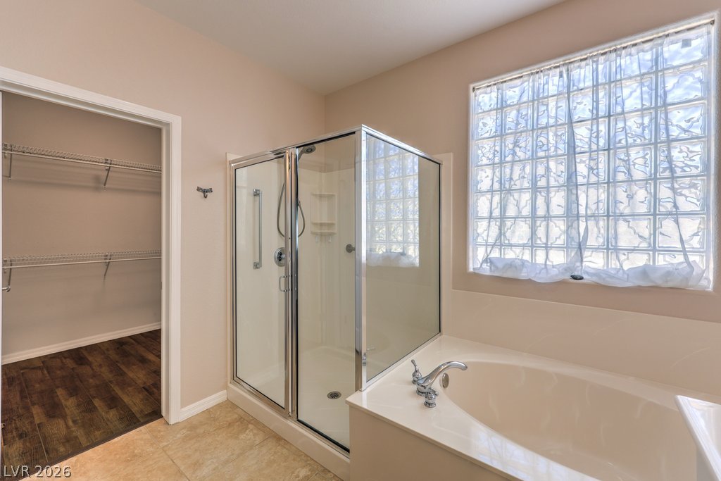 2318 Black River Falls Drive Property Photo 23