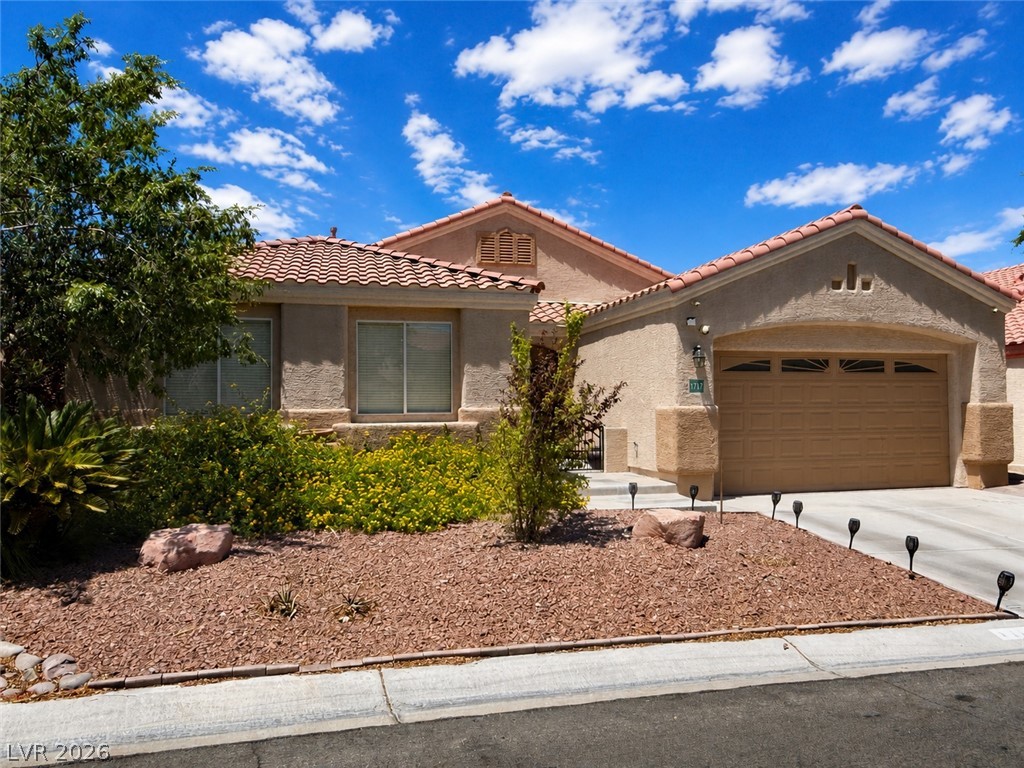 1717 Tranquil Meadows Lane Property Photo 3