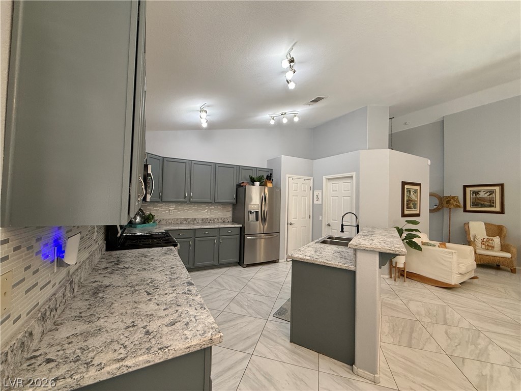 1717 Tranquil Meadows Lane Property Photo 12