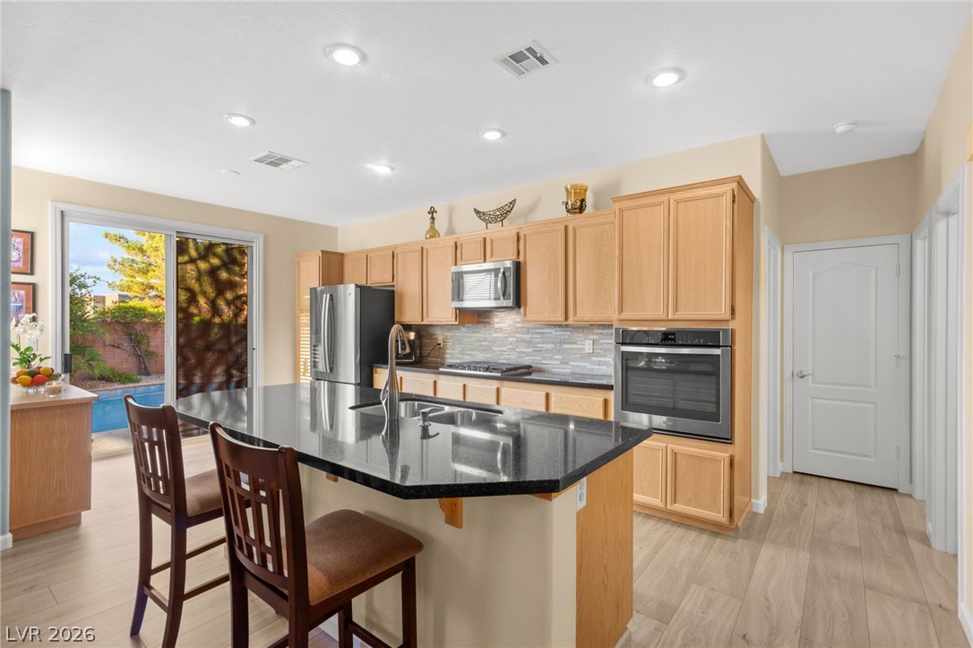 2700 Peekskill Avenue Property Photo 4