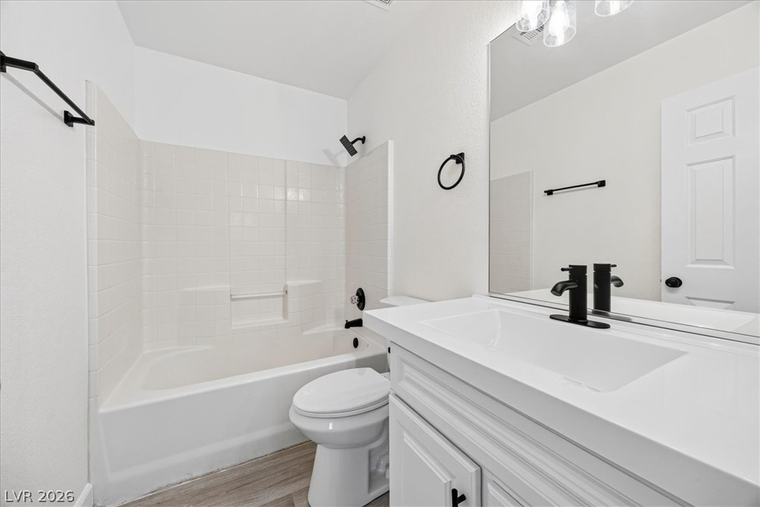 10428 Concetta Avenue Property Photo 23
