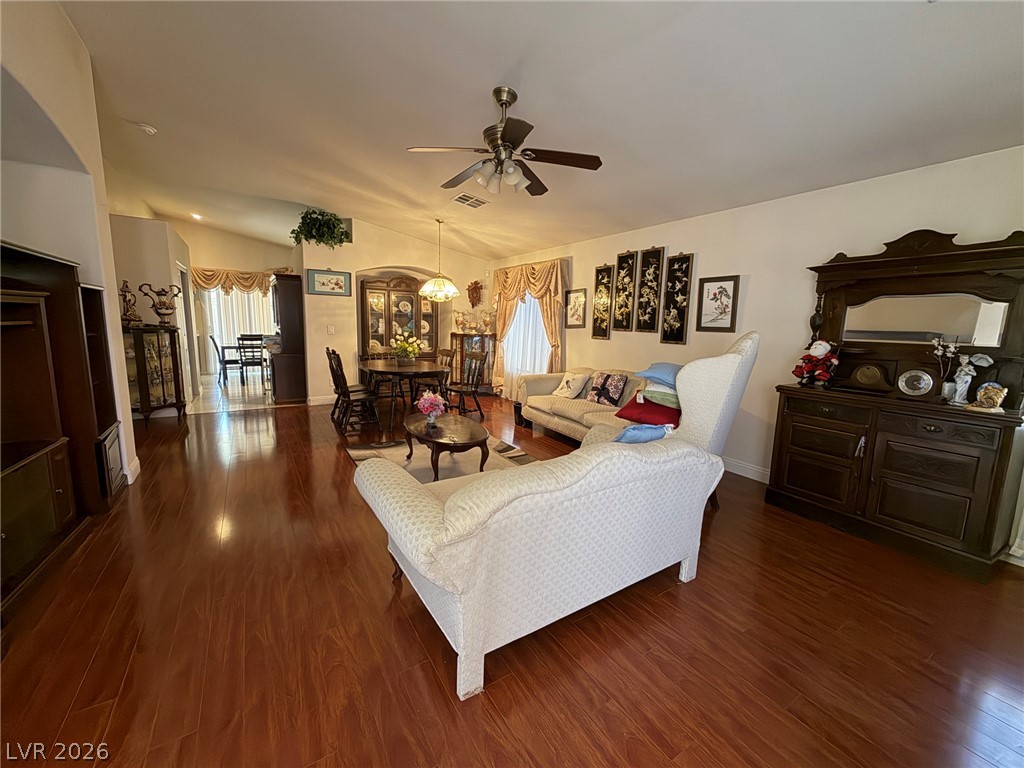 6113 Alderley Court Property Photo 7