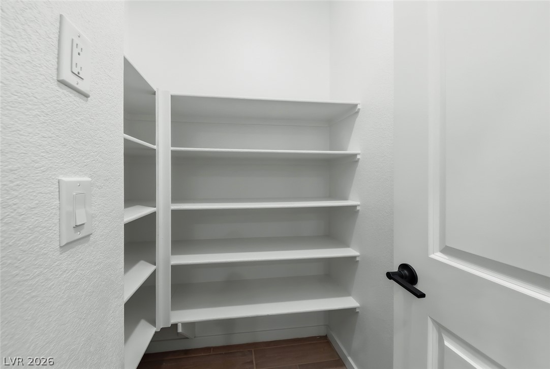 8672 Bench Street Property Photo 9