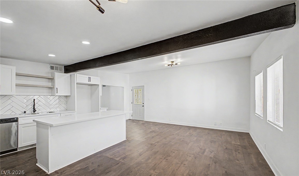 3220 Stanley Avenue Property Photo 4