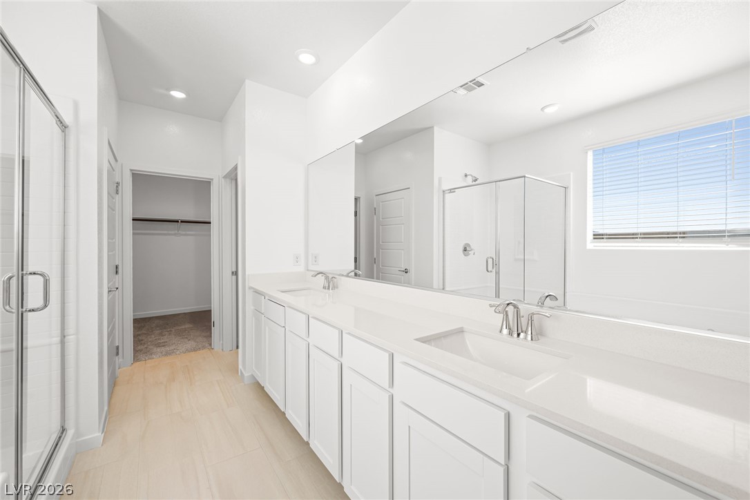 1409 Bianca Falls Drive Property Photo 13