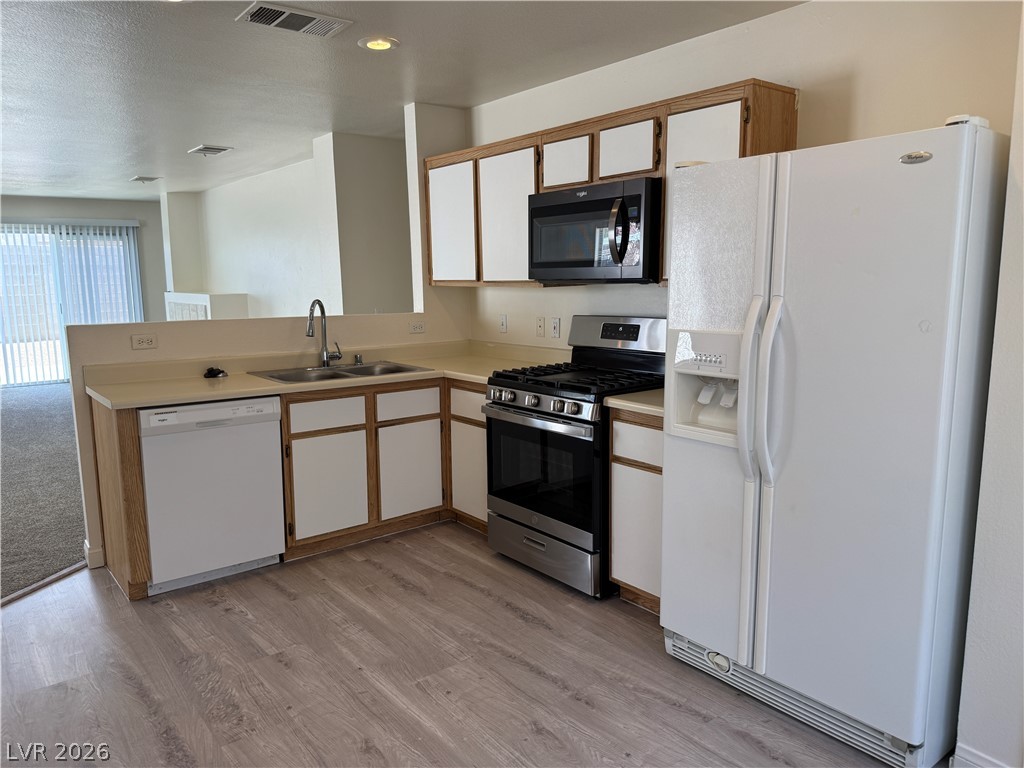 876 Adobe Flat Drive Property Photo 6