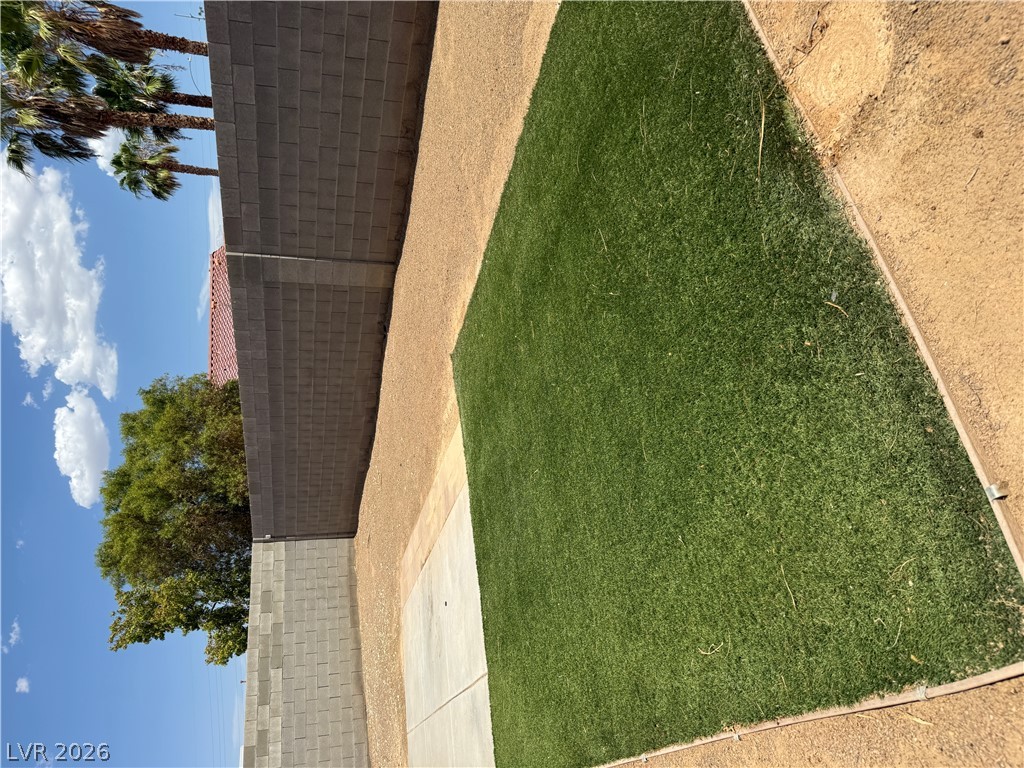 876 Adobe Flat Drive Property Photo 15