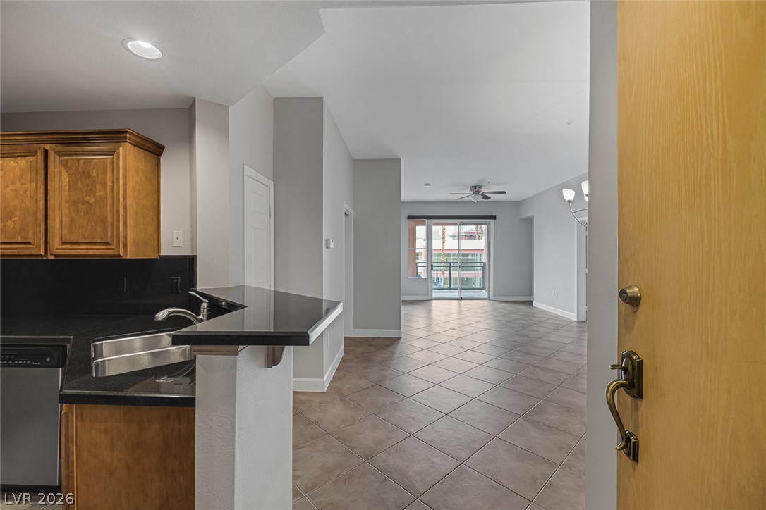 51 East Agate Avenue 304 Property Photo 17