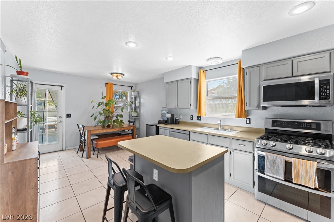 7567 Glowing Ember Court 101 Property Photo 6