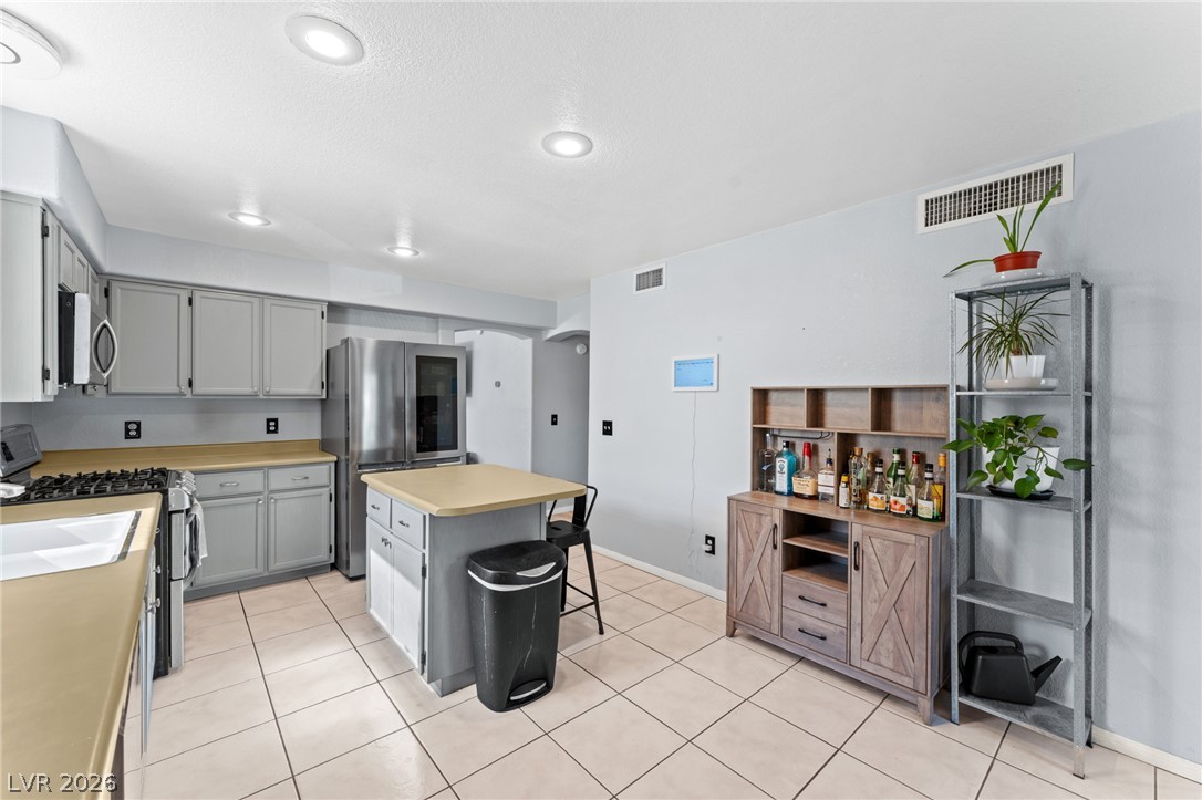 7567 Glowing Ember Court 101 Property Photo 8