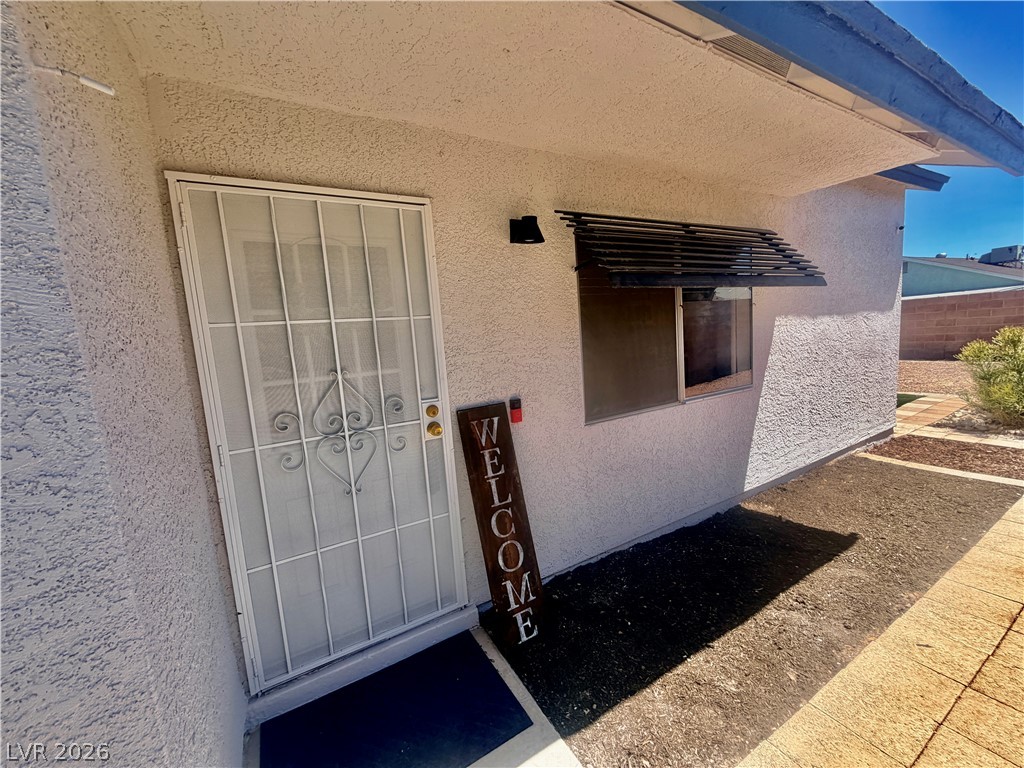 7281 Girard Drive Property Photo 5