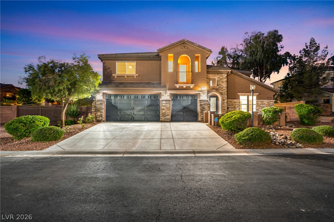 379 Autumn Hue Avenue Property Photo 2