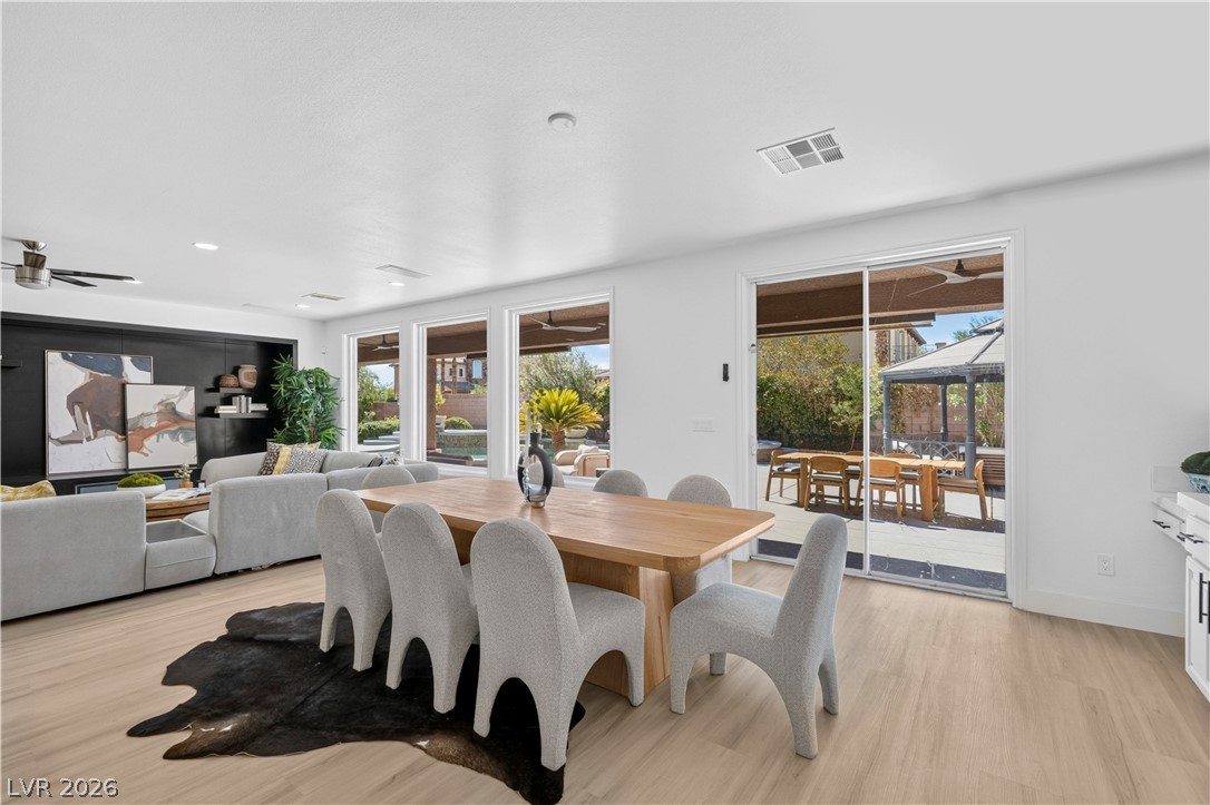 379 Autumn Hue Avenue Property Photo 15
