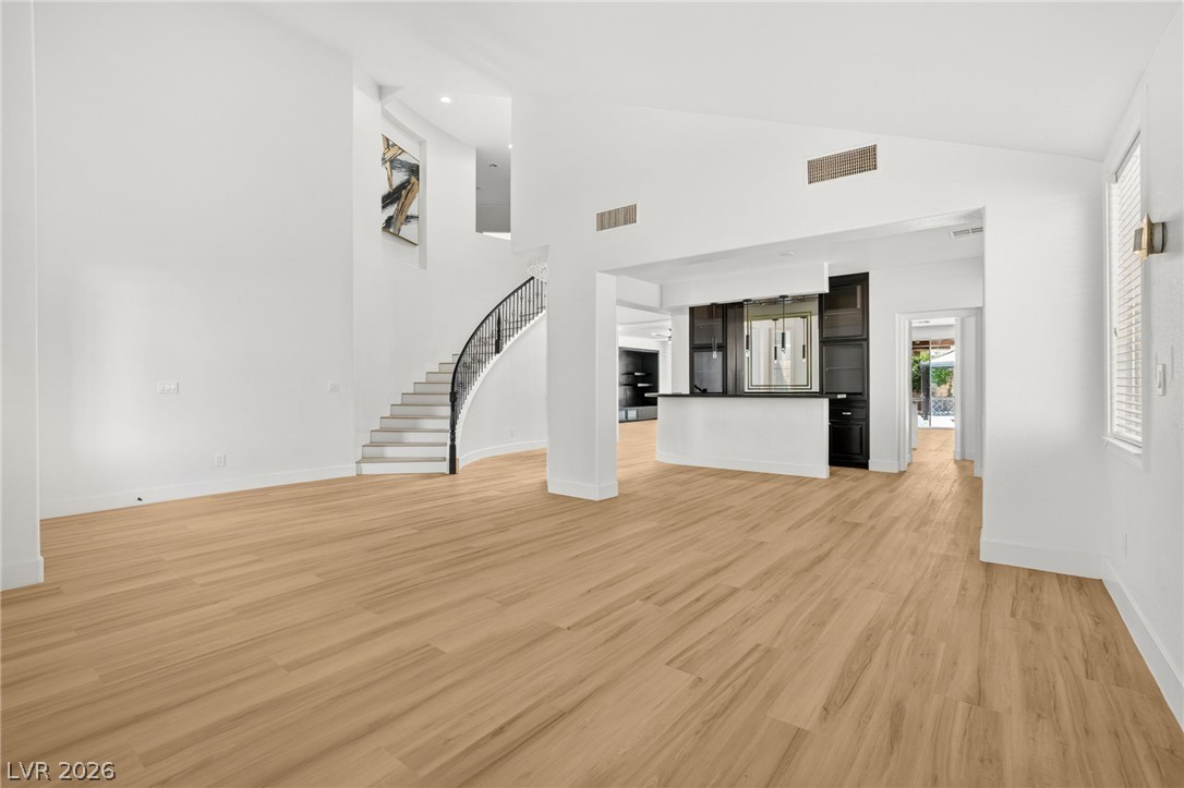 379 Autumn Hue Avenue Property Photo 18