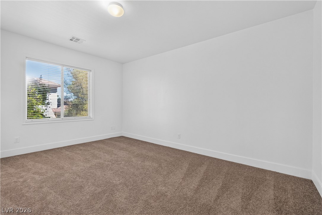 379 Autumn Hue Avenue Property Photo 34