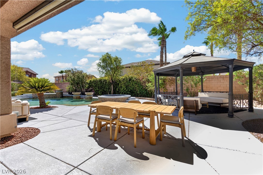 379 Autumn Hue Avenue Property Photo 37